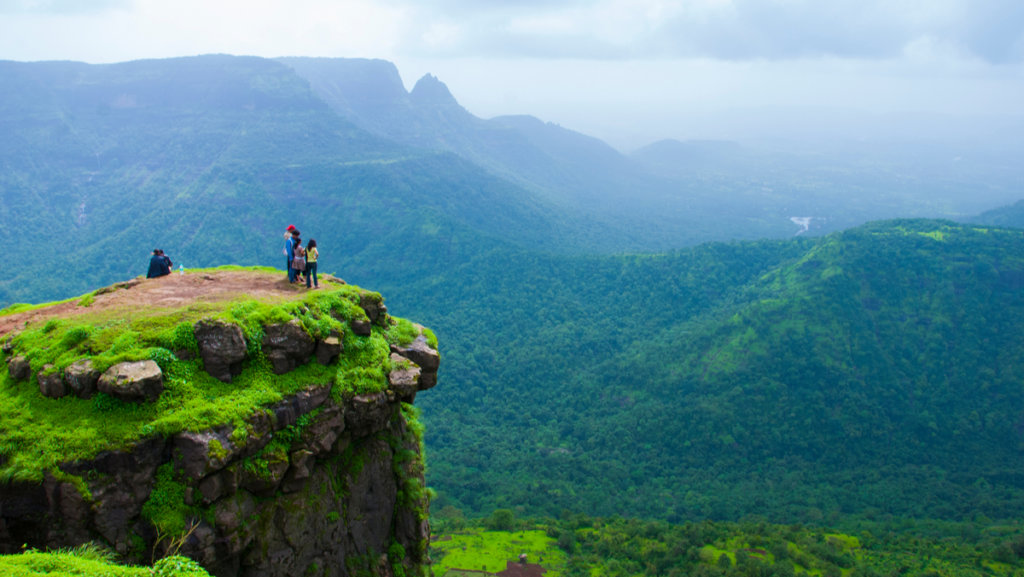 tourist spots in maharashtra