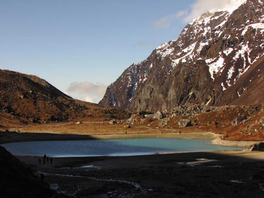 goechala trek height in feet