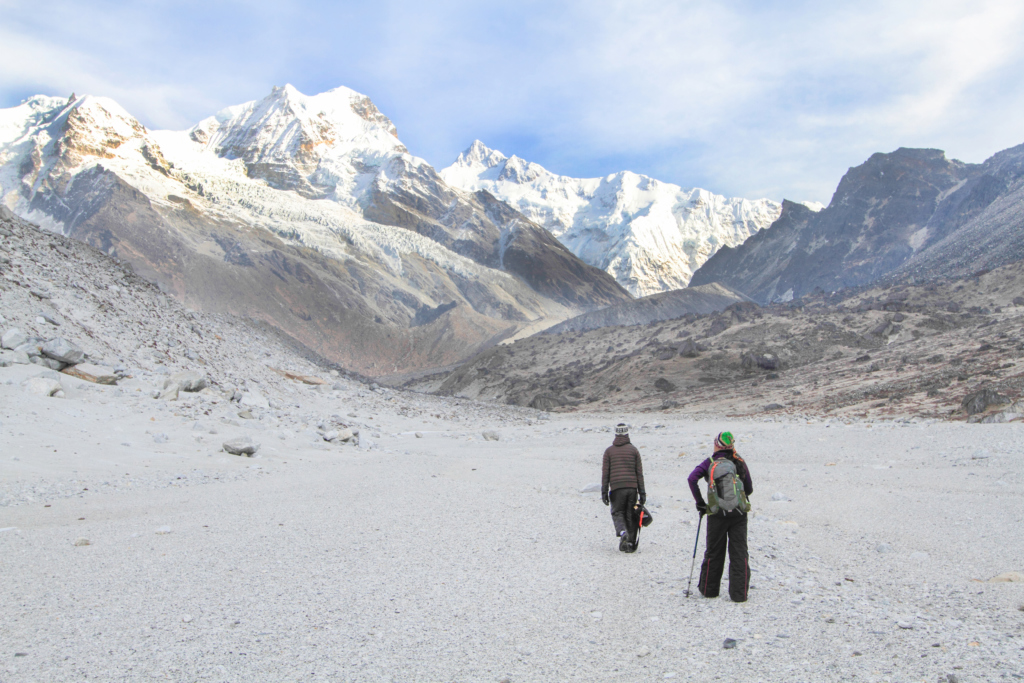 goechala trek height in feet