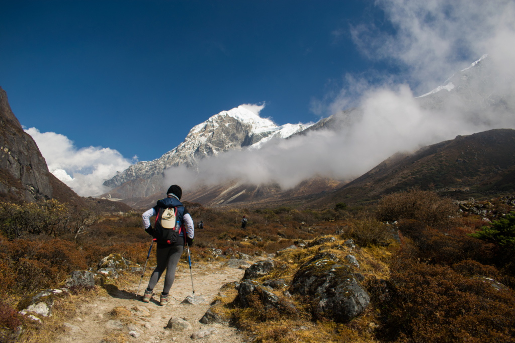 goechala trek height in feet