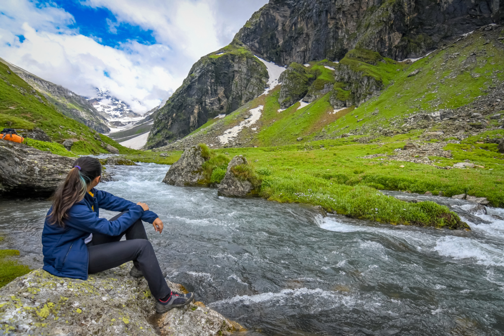 manali to hampta pass trek distance