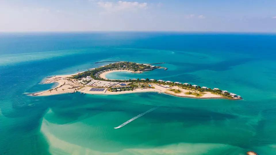 islands to visit in abu dhabi