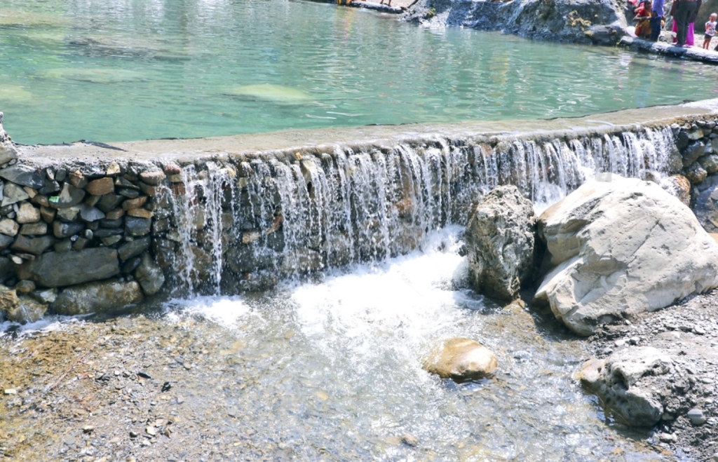 medicinal waterfalls in Uttarakhand