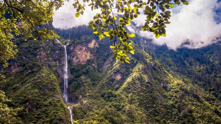 Waterfalls in Uttarakhand