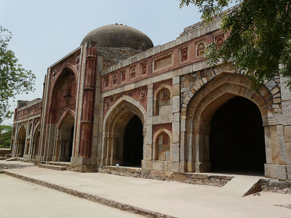 Jamali Kamali Mosque and Tomb, Delhi