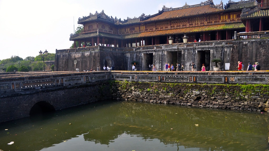 Complex of hue Monuments