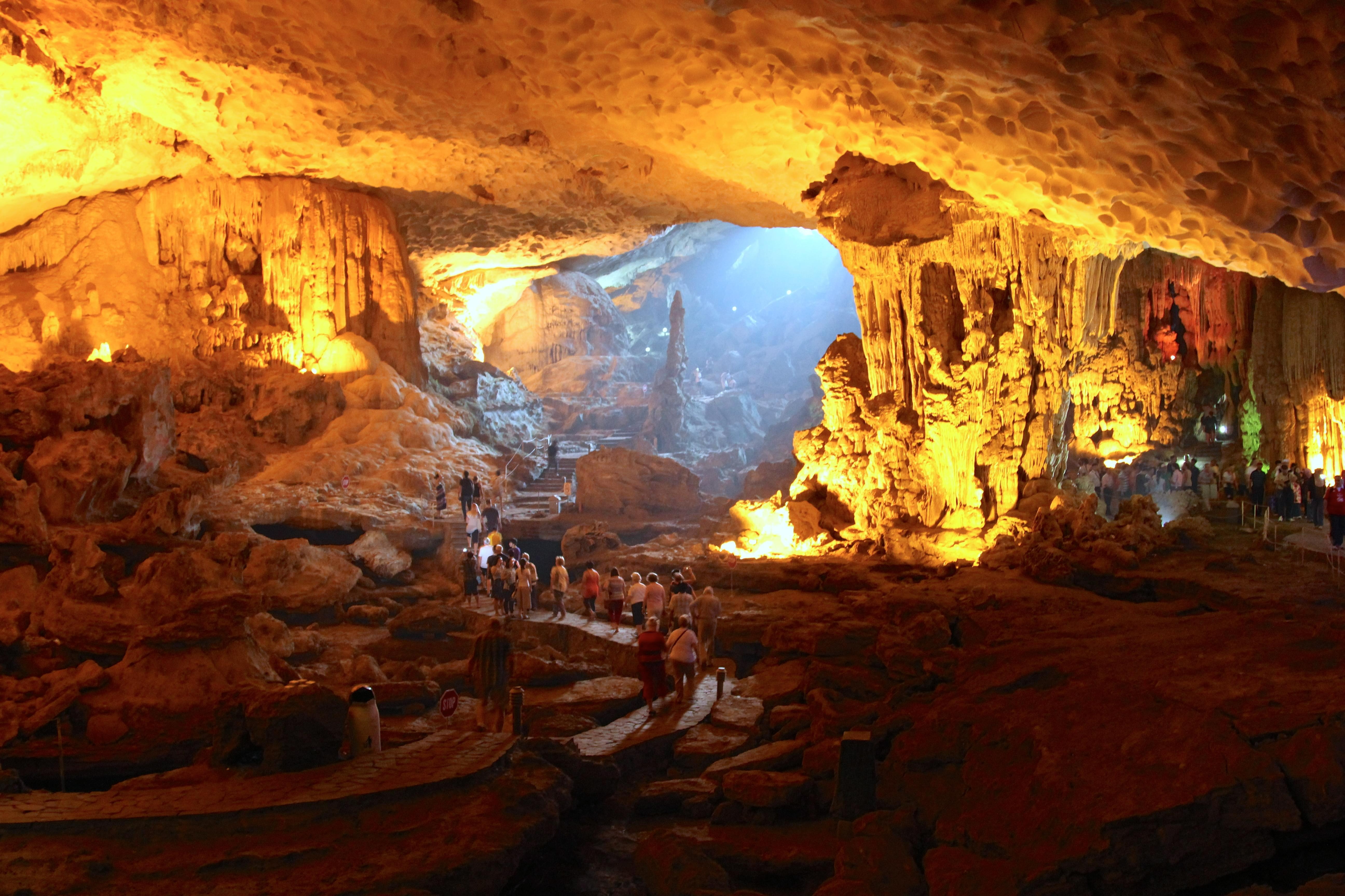 Sung Sot Cave