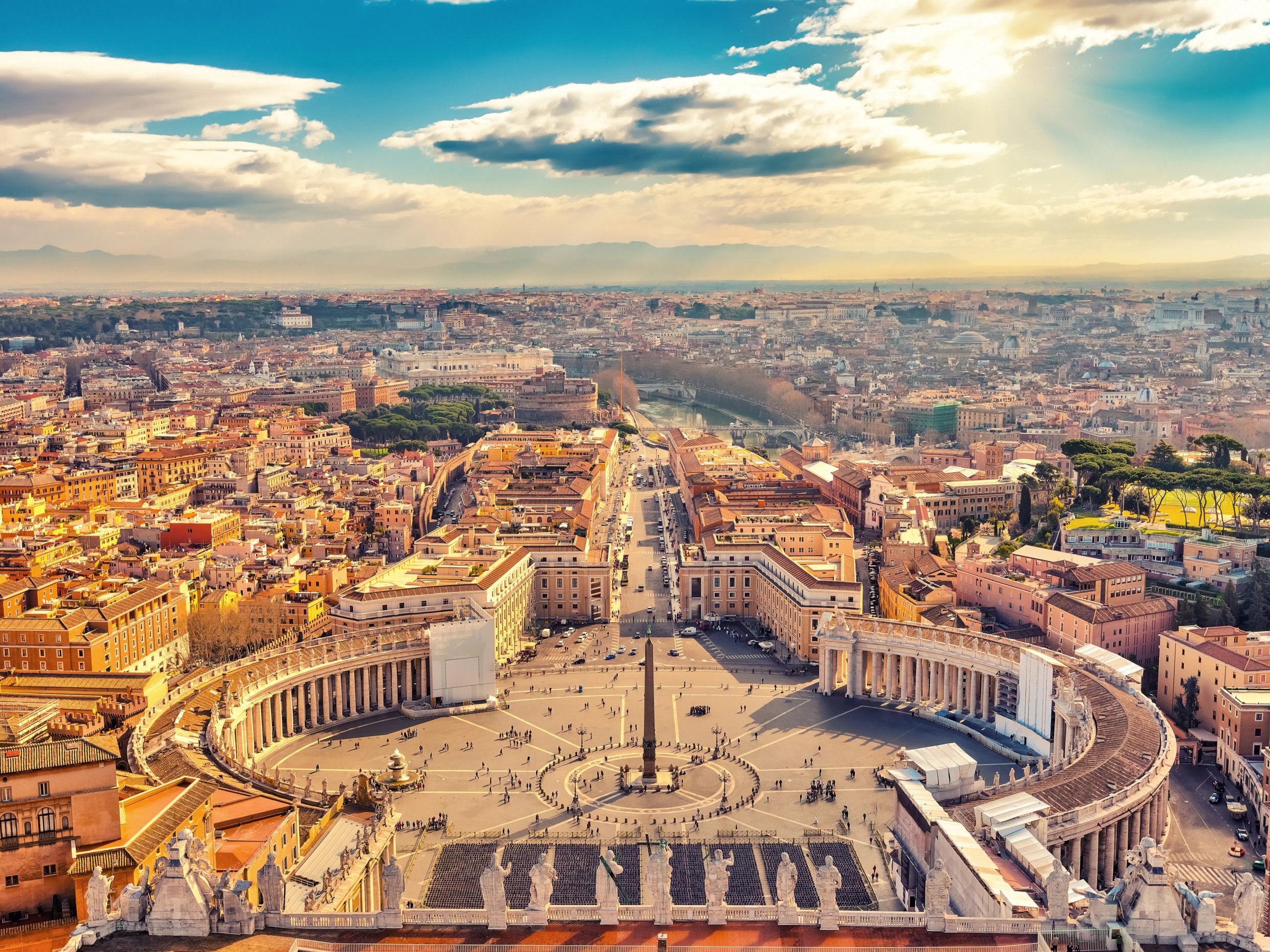 Europe Attraction Tickets: Attractions You Should Book in Advance