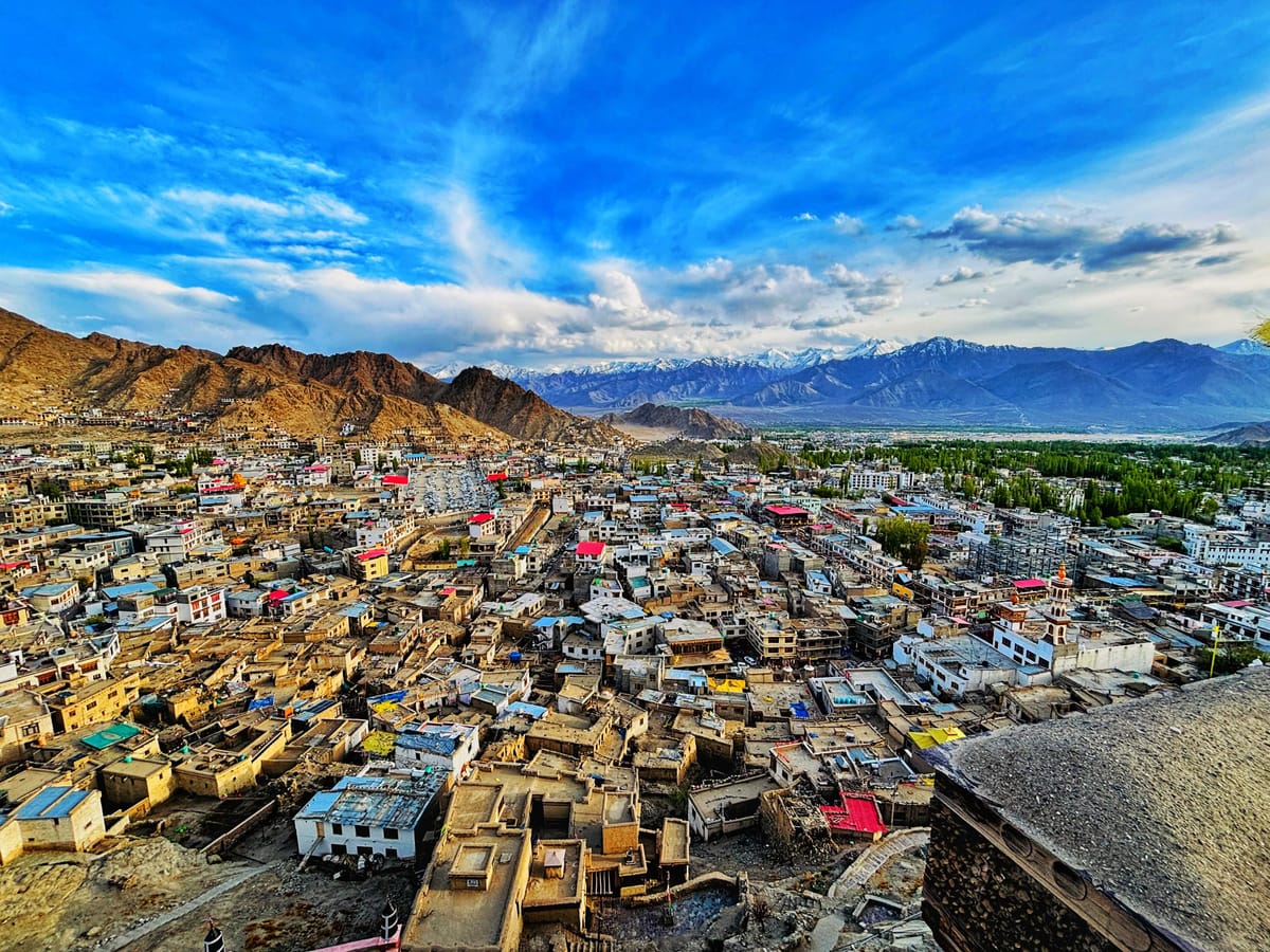 World's Highest Motorable Pass with Four Friends: Sankalp's Ladakh Trip with Thrillophilia