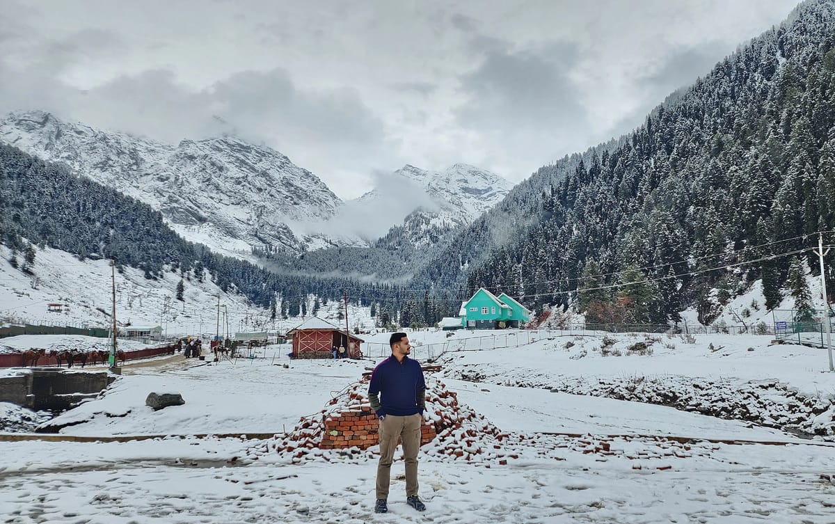 Through the Valleys of Kashmir: Akshay & Hithesh’s 6-Day Trip with Thrillophilia