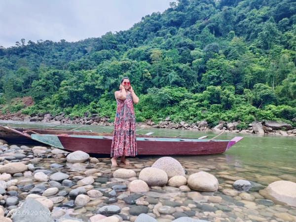 Sulakshna’s Meghalaya Journey with Thrillophilia: A Solo Adventure Through Waterfalls, Caves & Living Root Bridges