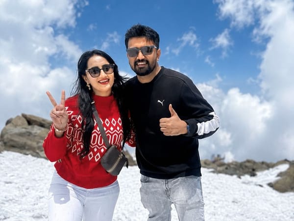 Deepak’s 6-Day Romantic Escape to Kashmir: A Thrillophilia Trip